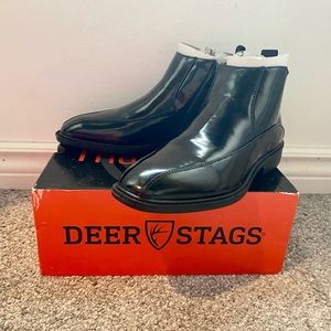 Deer Stags Dress Shoe. Men’s Size 7. Never Worn. Brand New.